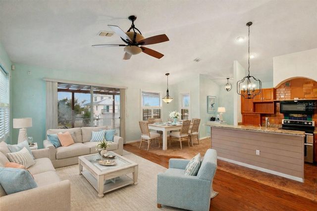 6333 LONNIE LEE LN, Hudson, FL 34667