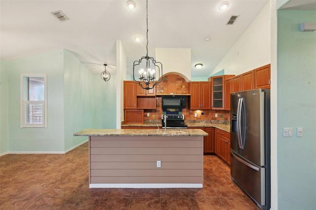 6333 LONNIE LEE LN, Hudson, FL 34667