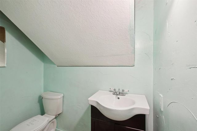 6333 LONNIE LEE LN, Hudson, FL 34667