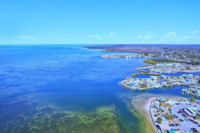 6333 LONNIE LEE LN, Hudson, FL 34667