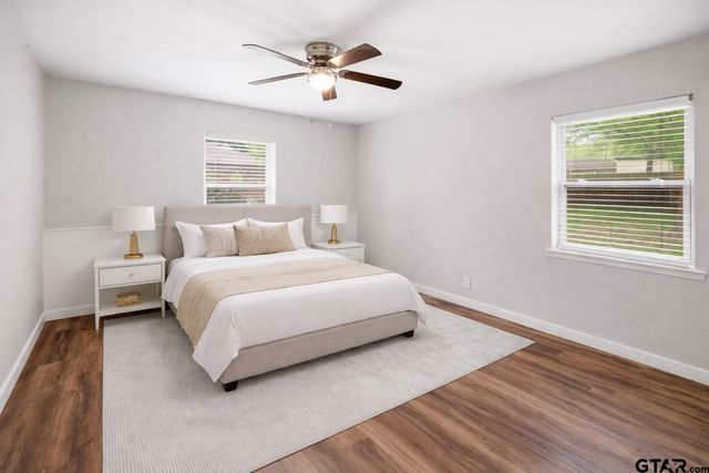 303 Shady Ln, Whitehouse, TX 75791