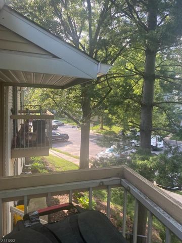 95 Morgan Pl, East Brunswick Twp., NJ 08816
