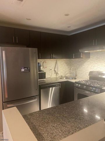 95 Morgan Pl, East Brunswick Twp., NJ 08816