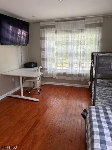 95 Morgan Pl, East Brunswick Twp., NJ 08816
