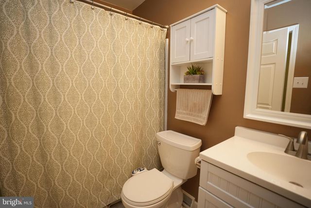 44699 EMMA LN, Hollywood, MD 20636