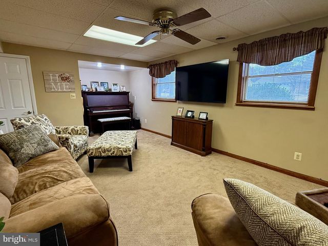 44699 EMMA LN, Hollywood, MD 20636