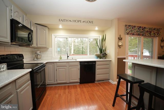 44699 EMMA LN, Hollywood, MD 20636