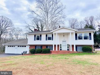 44699 EMMA LN, Hollywood, MD 20636