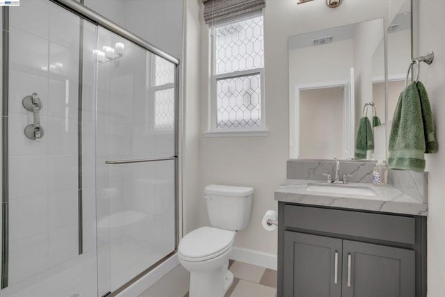 208 Halloran Ct, Brentwood, CA 94513