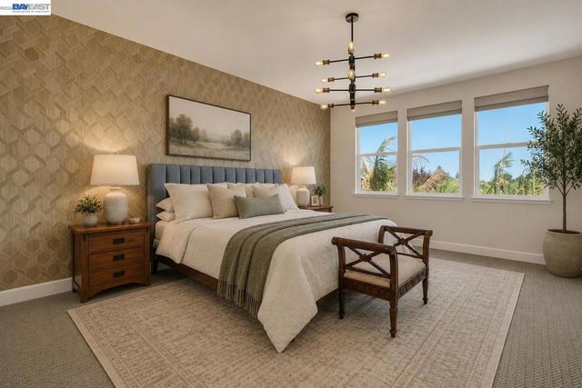 208 Halloran Ct, Brentwood, CA 94513