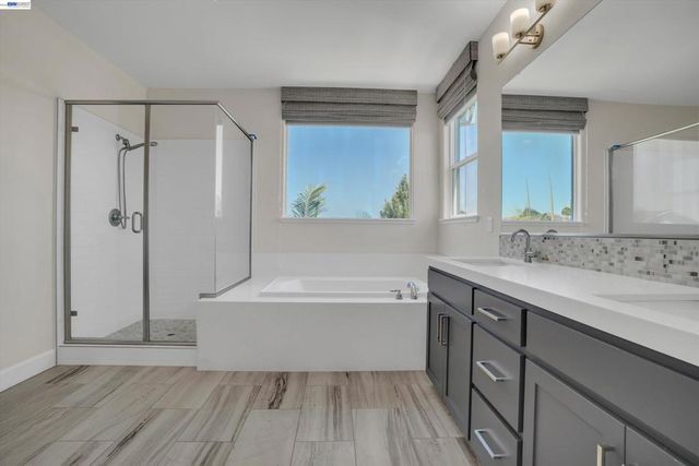 208 Halloran Ct, Brentwood, CA 94513