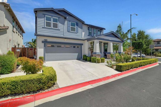208 Halloran Ct, Brentwood, CA 94513