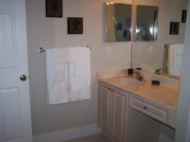 2100 Greenview Shores Boulevard 519, Wellington, FL 33414