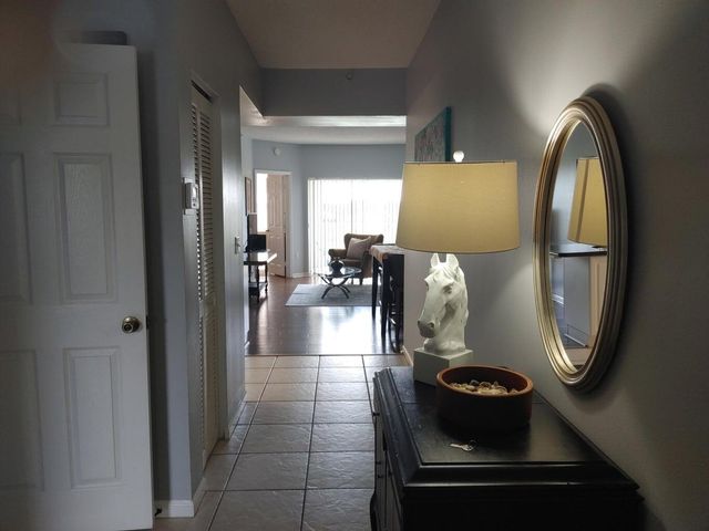 2100 Greenview Shores Boulevard 519, Wellington, FL 33414