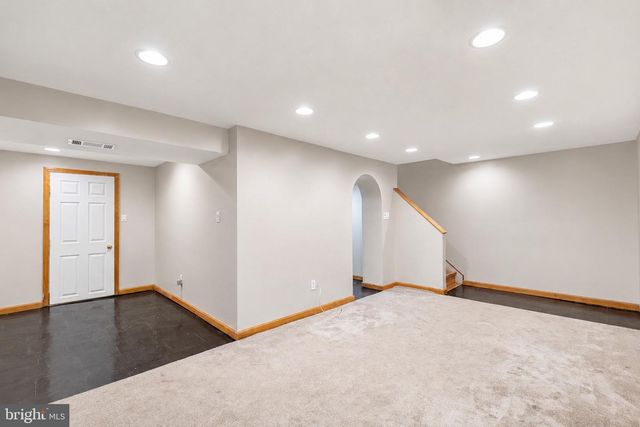 520 MADISON, East Windsor, NJ 08520