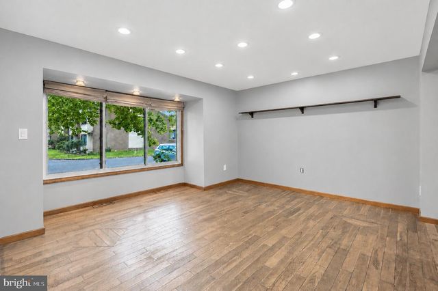 520 MADISON, East Windsor, NJ 08520