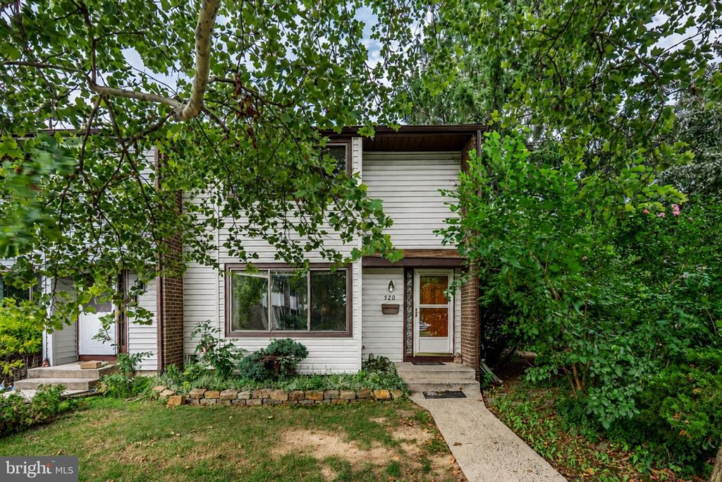 520 MADISON, East Windsor, NJ 08520