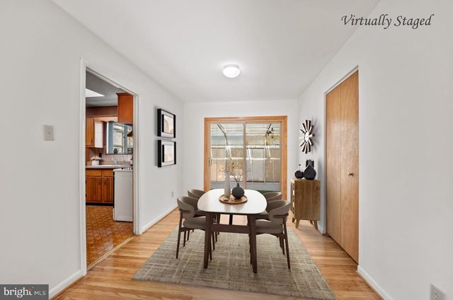 2 HODGKINS PL, New Castle, DE 19720