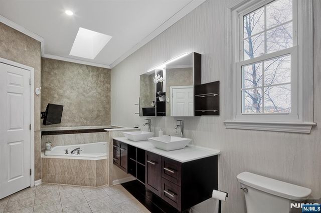 48 Lydia Drive, Guttenberg, NJ 07093