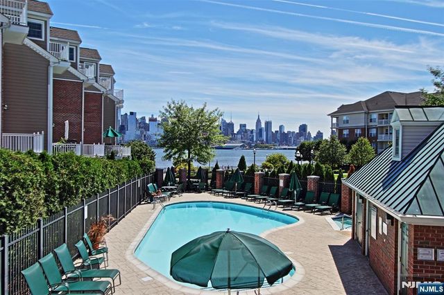 48 Lydia Drive, Guttenberg, NJ 07093