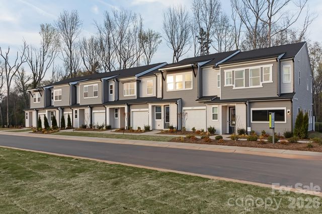 6029 Longar Lane, Charlotte, NC 28269