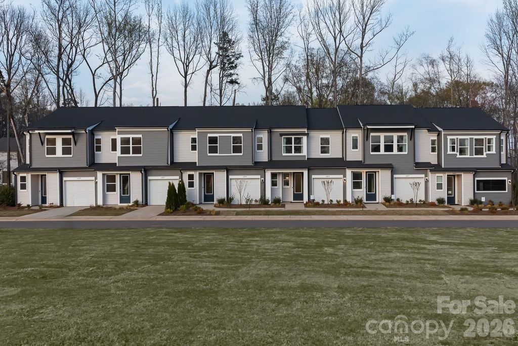 6029 Longar Lane, Charlotte, NC 28269