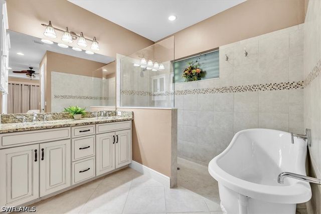14024 Mirror DR, Naples, FL 34114