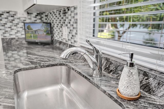5965 Los Alamos Lane, Delray Beach, FL 33484