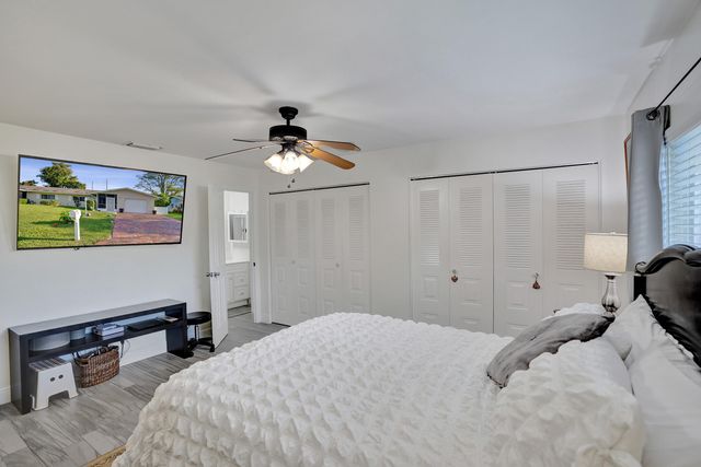 5965 Los Alamos Lane, Delray Beach, FL 33484