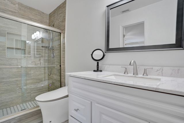 5965 Los Alamos Lane, Delray Beach, FL 33484