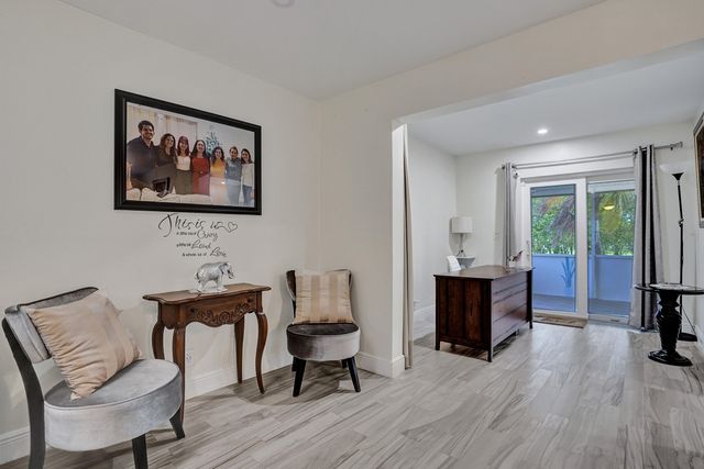 5965 Los Alamos Lane, Delray Beach, FL 33484