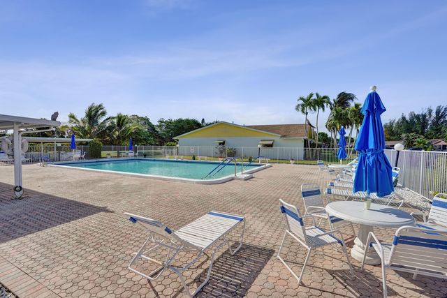5965 Los Alamos Lane, Delray Beach, FL 33484