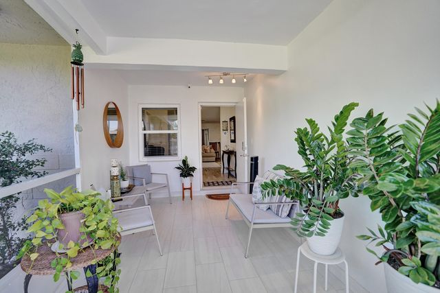 5965 Los Alamos Lane, Delray Beach, FL 33484