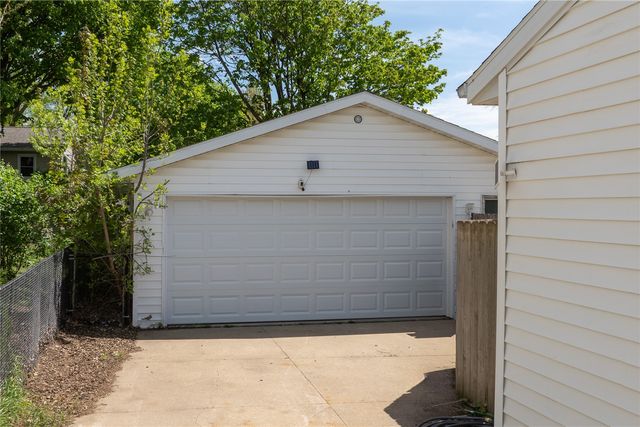 1625 South View NW, Cedar Rapids, IA 52405