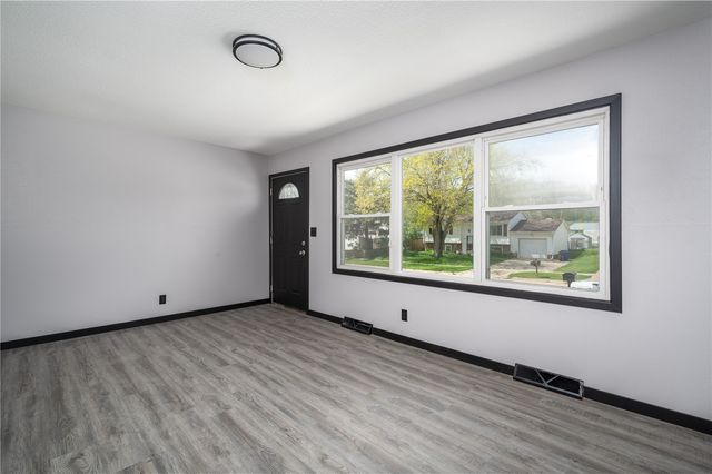 1625 South View NW, Cedar Rapids, IA 52405