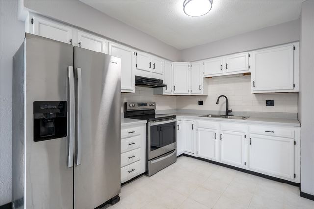 1625 South View NW, Cedar Rapids, IA 52405