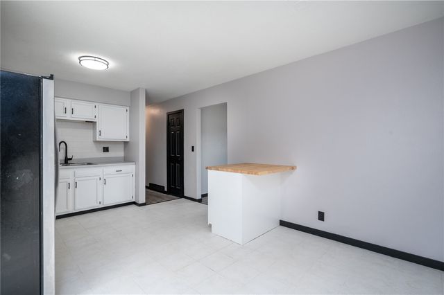 1625 South View NW, Cedar Rapids, IA 52405