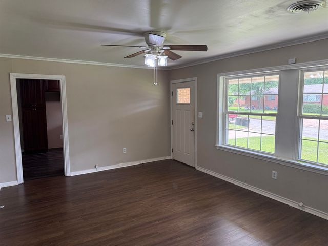 912 Success St, Gilmer, TX 75644