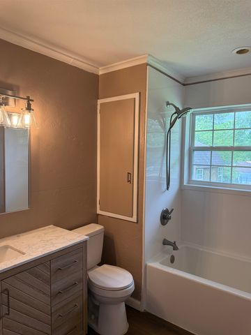 912 Success St, Gilmer, TX 75644