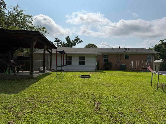 912 Success St, Gilmer, TX 75644