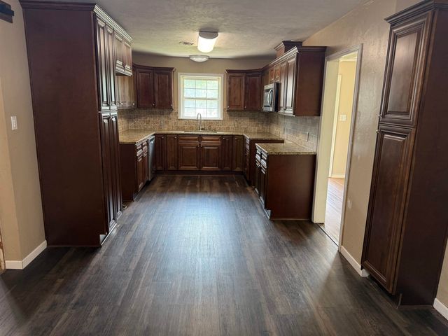 912 Success St, Gilmer, TX 75644