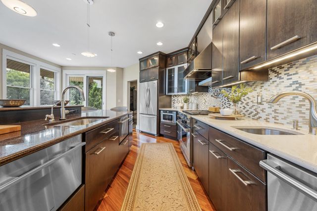 2508 Rose Creek Parkway S, Fargo, ND 58104