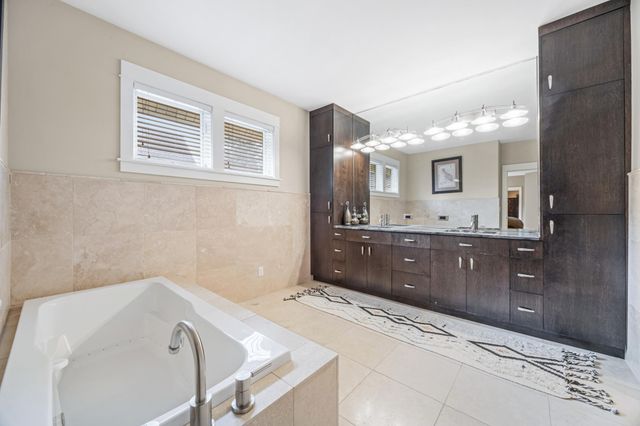 2508 Rose Creek Parkway S, Fargo, ND 58104