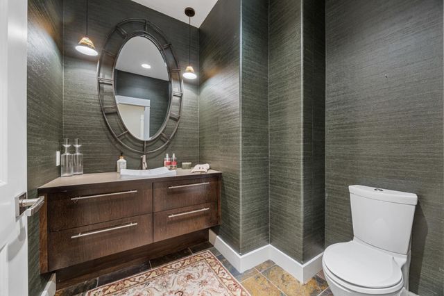 2508 Rose Creek Parkway S, Fargo, ND 58104