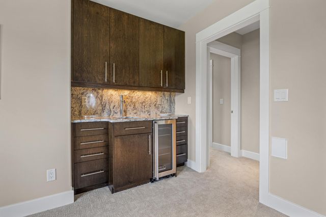 2508 Rose Creek Parkway S, Fargo, ND 58104