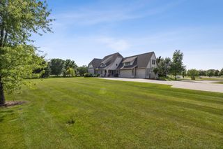 2508 Rose Creek Parkway S, Fargo, ND 58104