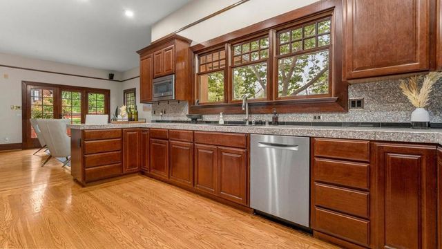 196 S 14th Street, San Jose, CA 95112