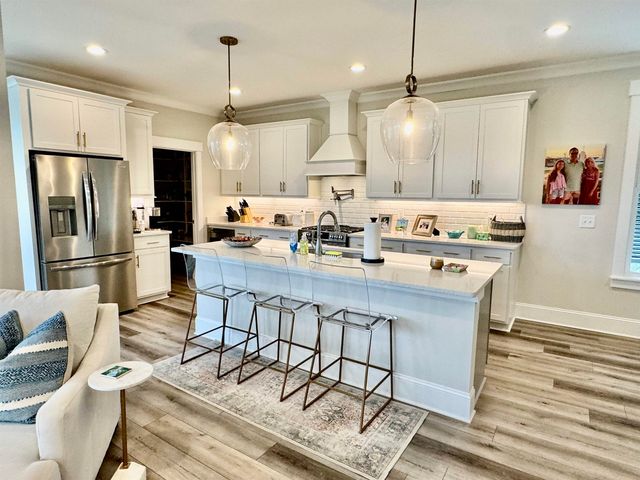 17 Carson Creek Dr., Murrells Inlet, SC 29576