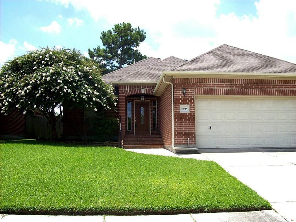 21725 York Timbers Drive, Kingwood, TX 77339