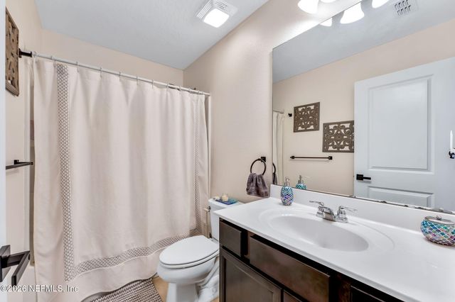 12384 CHERRY BLUFF Drive, Jacksonville, FL 32218
